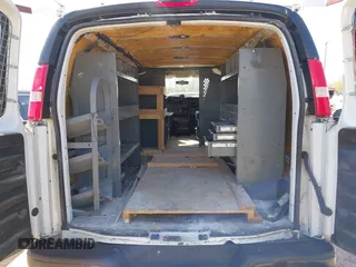 2017 Chevrolet Express Cargo Van with VIN 1GCWGAFF3H1115639, listed as a IAAI auction lot 42024442 with 150,274 mi miles. Bid and sale history available at carsss.com. Image 18.
