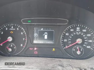 2018 Kia Sorento LX with VIN 5XYPGDA3XJG424355, listed as a IAAI auction lot 41832873 with 114,254 mi miles. Bid and sale history available at carsss.com. Image 7.