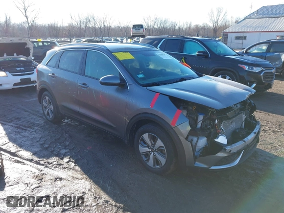 2018 Kia Niro LX with VIN KNDCB3LC9J5157982, listed as a IAAI auction lot 41660700 with 63,023 mi miles. Bid and sale history available at carsss.com. Image 1.