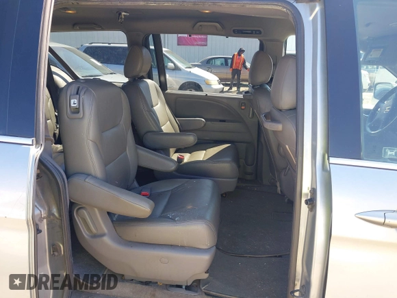 2010 Honda Odyssey EX with VIN 5FNRL3H43AB002674, listed as a IAAI auction lot 41769655 with 217,872 mi miles. Bid and sale history available at carsss.com. Image 8.