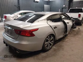2017 Nissan Maxima SL with VIN 1N4AA6AP8HC378700, listed as a IAAI auction lot 42215044 with 79,187 mi miles and . Bid and sale history available at DreamBid. Image 4.