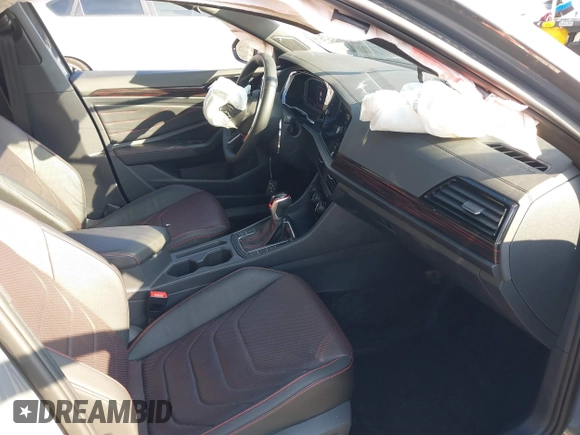 2024 Volkswagen Jetta GLI Autobahn with VIN 3VW2T7BU2RM062208, listed as a IAAI auction lot 41512567 with 16,735 mi miles and . Bid and sale history available at DreamBid. Image 5.