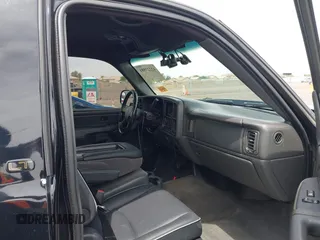 2006 Chevrolet Silverado 1500 Work Truck with VIN 1GCEC14ZX6Z110909, listed as a IAAI auction lot 42227581 with 156,634 mi miles and . Bid and sale history available at DreamBid. Image 5.