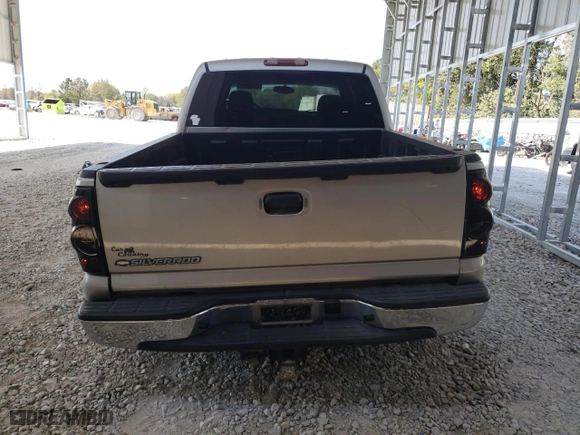 2006 Chevrolet Silverado 1500 LT2 with VIN 2GCEK13T661173885, listed as a Copart auction lot 75325984 with 269,672 mi miles and Salvage Title. Bid and sale history available at carsss.com. Image 6.