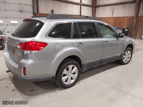2011 Subaru Outback 2.5i Prem AWP with VIN 4S4BRBCC0B3337510, listed as a IAAI auction lot 42080884 with 212,131 mi miles. Bid and sale history available at carsss.com. Image 4.