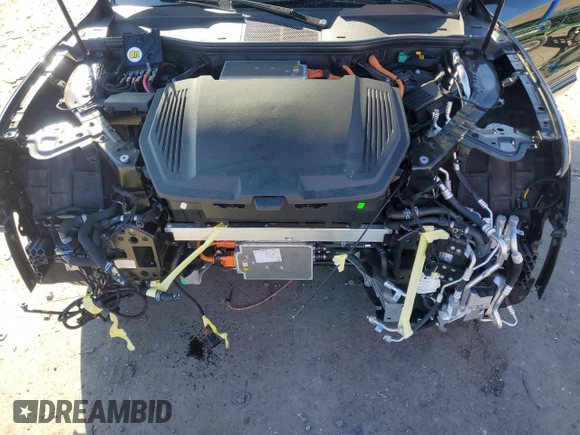 2024 Audi Q8 e-tron Sportback S line Premium Plus z VIN WA1CAAGE6RB031248, wystawiony jako Copart lot #82036714 z przebiegiem 7 671 mil mil oraz Szkoda całkowita • Salvage title. Historia ofert i sprzedaży dostępna na DreamBid. Obrazek 12.