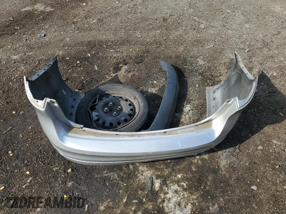 2014 Ford Fiesta S with VIN 3FADP4AJ0EM226268, listed as a Copart auction lot 57232615 with 150,452 mi miles and Salvage title. Bid and sale history available at DreamBid. Image 12.