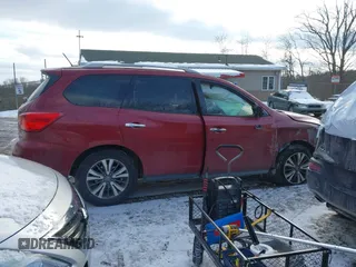2017 Nissan Pathfinder SV with VIN 5N1DR2MMXHC904184, listed as a IAAI auction lot 41369202 with 85,427 mi miles. Bid and sale history available at carsss.com. Image 14.