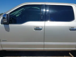 2017 Ford F-150 XL with VIN 1FTEW1EG1HFC59072, listed as a IAAI auction lot 41617481 with 167,594 mi miles. Bid and sale history available at carsss.com. Image 14.