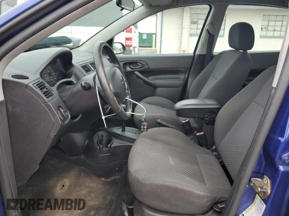 2005 Ford Focus S with VIN 3FAFP37NX5R111600, listed as a Copart auction lot 49073105 with 175,801 mi miles and Salvage Title. Bid and sale history available at carsss.com. Image 7.