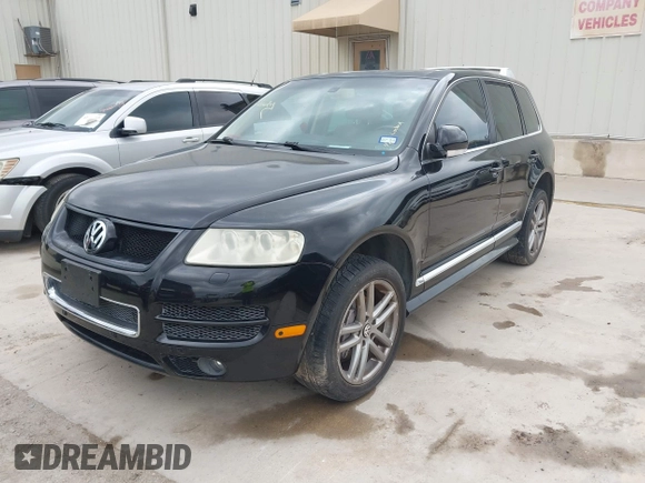 2006 Volkswagen Touareg 4.2L V8 with VIN WVGZM77L16D049838, listed as a IAAI auction lot 42069014 with 139,937 mi miles and . Bid and sale history available at DreamBid. Image 2.