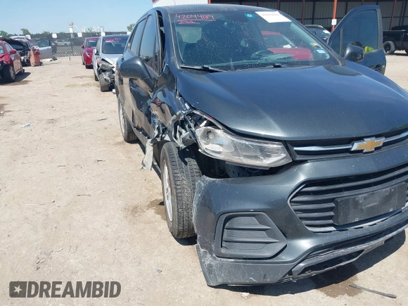 2020 Chevrolet Trax LS with VIN 3GNCJKSBXLL260487, listed as a IAAI auction lot 42044189 with 94,191 mi miles and . Bid and sale history available at DreamBid. Image 6.