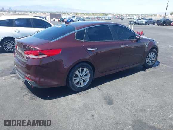 2018 Kia Optima LX z VIN 5XXGT4L36JG179485, wystawiony jako IAAI lot #42100805 z przebiegiem 90 165 mil mil oraz . Historia ofert i sprzedaży dostępna na DreamBid. Obrazek 4.