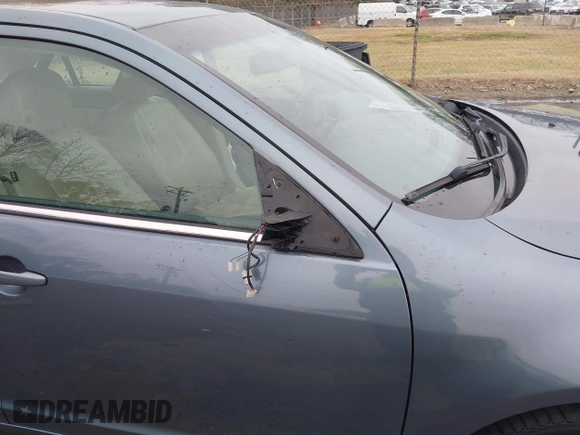 2012 Ford Fusion SEL z VIN 3FAHP0JA3CR179960, wystawiony jako IAAI lot #41513199 z przebiegiem Nie podano mil oraz . Historia ofert i sprzedaży dostępna na DreamBid. Obrazek 18.