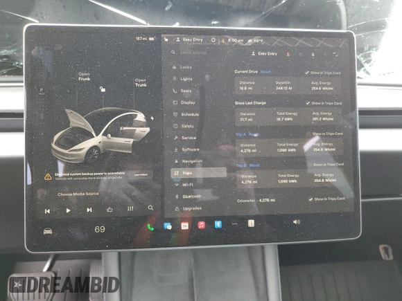 2025 Tesla Model 3 Long Range with VIN 5YJ3E1EB7SF928813, listed as a Copart auction lot 58837915 with 4,278 mi miles and Salvage title. Bid and sale history available at DreamBid. Image 9.