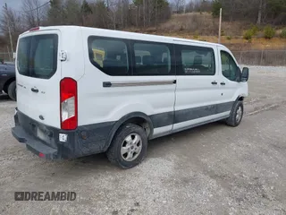 2019 Ford Transit Passenger XL with VIN 1FBZX2YM8KKA31871, listed as a IAAI auction lot 41168344 with 95,957 mi miles and . Bid and sale history available at DreamBid. Image 4.