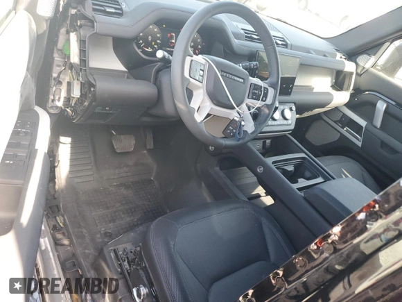 2024 Land Rover Defender X-Dynamic SE with VIN SALE2FEU1R2334322, listed as a Copart auction lot 61026585 with 6,280 mi miles and Non repairable. Bid and sale history available at DreamBid. Image 8.