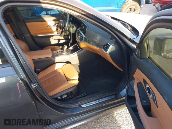 2020 BMW 3 Series 330i с VIN 3MW5R1J06L8B17024, выставлен на аукционе IAAI как лот 41846889 с пробегом 21 217 миль миль и . История ставок и продаж доступна на DreamBid. Изображение 5.
