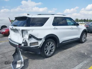 2023 Ford Explorer Limited with VIN 1FMSK7FH2PGB17892, listed as a IAAI auction lot 42059353 with 40,526 mi miles. Bid and sale history available at carsss.com. Image 4.