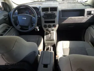 2007 Jeep Patriot Sport with VIN 1J8FT28W07D398750, listed as a Copart auction lot 44977885 with 212,185 mi miles and Non Repairable. Bid and sale history available at DreamBid. Image 8.