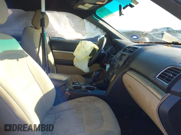 2016 Ford Explorer with VIN 1FM5K8B80GGB10609, listed as a IAAI auction lot 41663164 with 140,740 mi miles and . Bid and sale history available at carsss.com. Image 5.