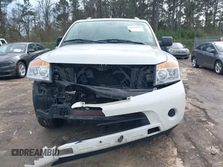2013 Nissan Armada SL z VIN 5N1BA0ND5DN608652, wystawiony jako IAAI lot #41600215 z przebiegiem 88 027 mil mil oraz . Historia ofert i sprzedaży dostępna na DreamBid. Obrazek 13.