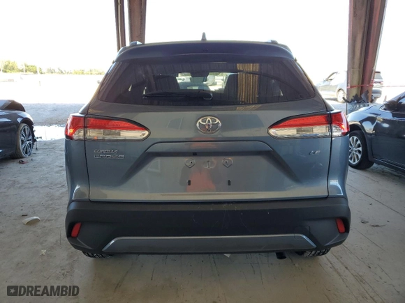 2024 Toyota Corolla Cross LE with VIN 7MUCAAAG7RV112449, listed as a Copart auction lot 41333275 with 1,297 mi miles and Non Repairable. Bid and sale history available at carsss.com. Image 6.