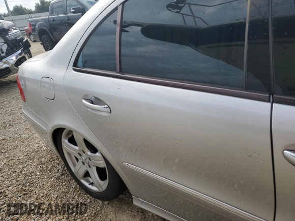 2004 Mercedes-Benz E-Class 5.0L with VIN WDBUF70J84A417074, listed as a Copart auction lot 74665074 with 0 mi miles and Salvage Title. Bid and sale history available at carsss.com. Image 10.