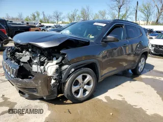 2018 Jeep Compass Latitude with VIN 3C4NJCBB4JT181594, listed as a Copart auction lot 51822125 with 90,557 mi miles and Salvage title. Bid and sale history available at DreamBid. Image 1.