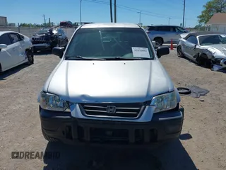 2000 Honda CR-V LX with VIN JHLRD2846YC009880, listed as a IAAI auction lot 41830061 with 263,177 mi miles. Bid and sale history available at carsss.com. Image 11.