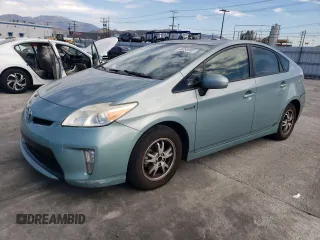 2015 Toyota Prius Four z VIN JTDKN3DU6F1913583, wystawiony jako Copart lot #46090995 z przebiegiem 64 097 mil mil oraz Szkoda całkowita • Salvage title. Historia ofert i sprzedaży dostępna na DreamBid. Obrazek 1.