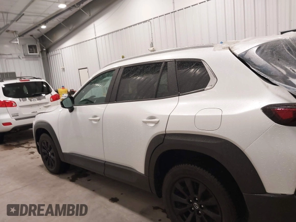 2023 Mazda CX-50 S Preferred Plus с VIN 7MMVABCM7PN118525, выставлен на аукционе IAAI как лот 42289336 с пробегом 30 061 миль миль и . История ставок и продаж доступна на DreamBid. Изображение 15.