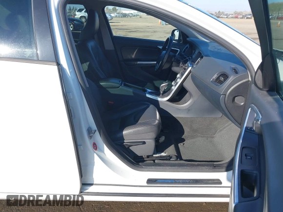 2017 Volvo S60 Dynamic with VIN YV126MFL9H2421483, listed as a IAAI auction lot 41377141 with 109,323 mi miles. Bid and sale history available at carsss.com. Image 5.