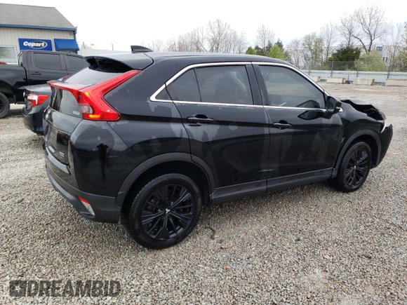 2020 Mitsubishi Eclipse Cross LE z VIN JA4AT4AA5LZ001147, wystawiony jako Copart lot #52190945 z przebiegiem 29 723 mil mil oraz Szkoda całkowita • Salvage title. Historia ofert i sprzedaży dostępna na DreamBid. Obrazek 3.