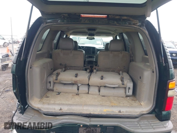 2004 Chevrolet Tahoe Z71 z VIN 1GNEK13Z84R118371, wystawiony jako IAAI lot #41535389 z przebiegiem 255 815 mil mil oraz . Historia ofert i sprzedaży dostępna na DreamBid. Obrazek 8.