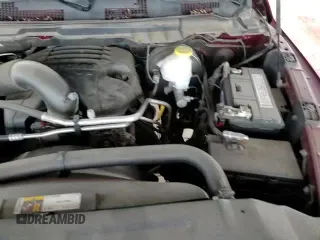 2018 Ram 1500 Tradesman z VIN 1C6RR6FT2JS299506, wystawiony jako Copart lot #82241525 z przebiegiem 92 104 mil mil oraz Szkoda całkowita • Salvage title. Historia ofert i sprzedaży dostępna na DreamBid. Obrazek 13.