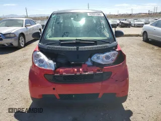 2009 Smart fortwo Pure z VIN WMEEJ31X39K233387, wystawiony jako Copart lot #46931285 z przebiegiem 79 695 mil mil oraz Tytuł czysty. Historia ofert i sprzedaży dostępna na DreamBid. Obrazek 5.