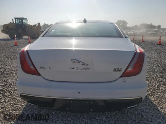 2017 Jaguar XJ Portfolio с VIN SAJWJ2GD3H8W07844, выставлен на аукционе Copart как лот 63762435 с пробегом Не указан миль и Чистый • Clean title. История ставок и продаж доступна на DreamBid. Изображение 6.