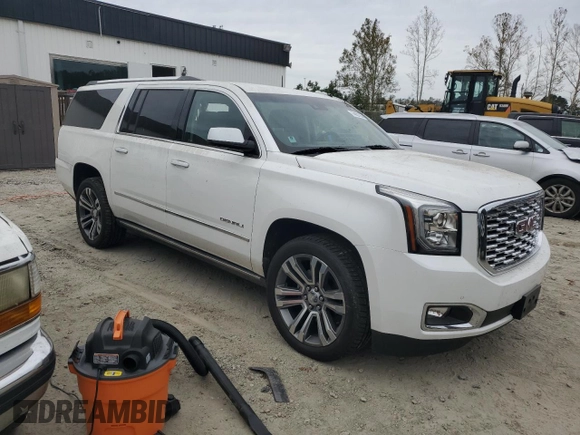 2019 GMC Yukon XL Denali with VIN 1GKS1HKJ1KR203895, listed as a Copart auction lot 74622754 with 51,559 mi miles and Salvage Title. Bid and sale history available at carsss.com. Image 4.