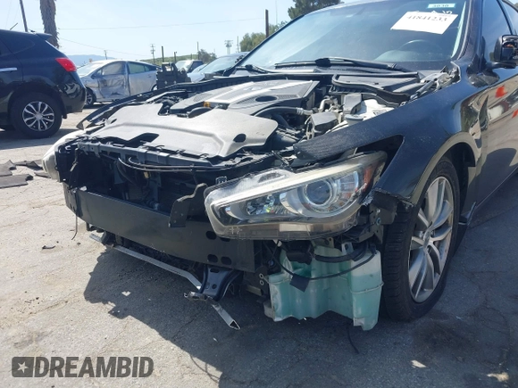 2016 Infiniti Q50 3.0t Premium with VIN JN1EV7AP5GM304586, listed as a IAAI auction lot 41841233 with 103,051 mi miles. Bid and sale history available at carsss.com. Image 6.