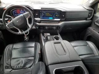 2022 Chevrolet Silverado 1500 LT Trail Boss with VIN 3GCUDFED1NG671782, listed as a Copart auction lot 81838534 with 42,763 mi miles and Salvage Title. Bid and sale history available at DreamBid. Image 8.