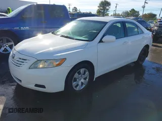 2008 Toyota Camry LE with VIN 4T1BE46K88U752605, listed as a IAAI auction lot 40771716 with 222,600 mi miles. Bid and sale history available at carsss.com. Image 17.