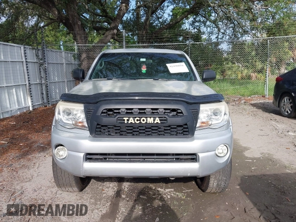 2005 Toyota Tacoma PreRunner z VIN 3TMJU62N15M003398, wystawiony jako IAAI lot #42490056 z przebiegiem 246 125 mil mil oraz . Historia ofert i sprzedaży dostępna na DreamBid. Obrazek 12.