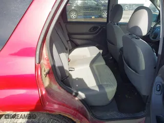2007 Ford Escape Hybrid with VIN 1FMCU59H17KB95964, listed as a IAAI auction lot 41651728 with 198,371 mi miles. Bid and sale history available at carsss.com. Image 8.