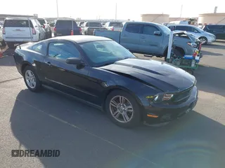 2011 Ford Mustang V6 with VIN 1ZVBP8AM4B5116826, listed as a IAAI auction lot 41436357 with 121,700 mi miles and . Bid and sale history available at carsss.com. Image 1.