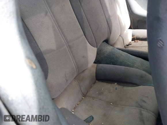 1994 Chevrolet Camaro z VIN 2G1FP22S6R2203690, wystawiony jako IAAI lot #41827837 z przebiegiem 183 917 mil mil oraz . Historia ofert i sprzedaży dostępna na DreamBid. Obrazek 8.
