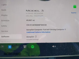 2022 Tesla Model 3 Long Range z VIN 5YJ3E1EB6NF106038, wystawiony jako IAAI lot #42214585 z przebiegiem 40 667 mil mil oraz . Historia ofert i sprzedaży dostępna na DreamBid. Obrazek 15.