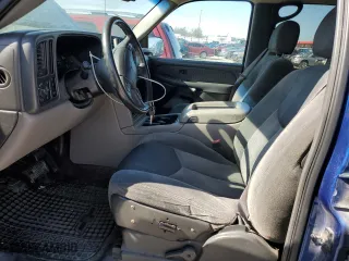 2003 Chevrolet Avalanche with VIN 3GNEC13T43G179188, listed as a Copart auction lot 49908655 with 246,716 mi miles and Salvage Title. Bid and sale history available at carsss.com. Image 7.