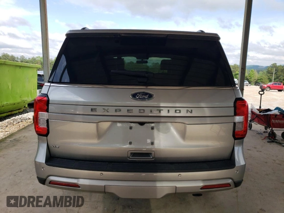 2022 Ford Expedition XLT with VIN 1FMJU1HT0NEA67698, listed as a Copart auction lot 54752634 with 21,827 mi miles and Clean Title. Bid and sale history available at carsss.com. Image 6.
