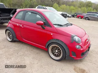 2016 FIAT 500 Abarth z VIN 3C3CFFFH7GT191087, wystawiony jako IAAI lot #42169793 z przebiegiem 91 692 mil mil oraz . Historia ofert i sprzedaży dostępna na DreamBid. Obrazek 1.